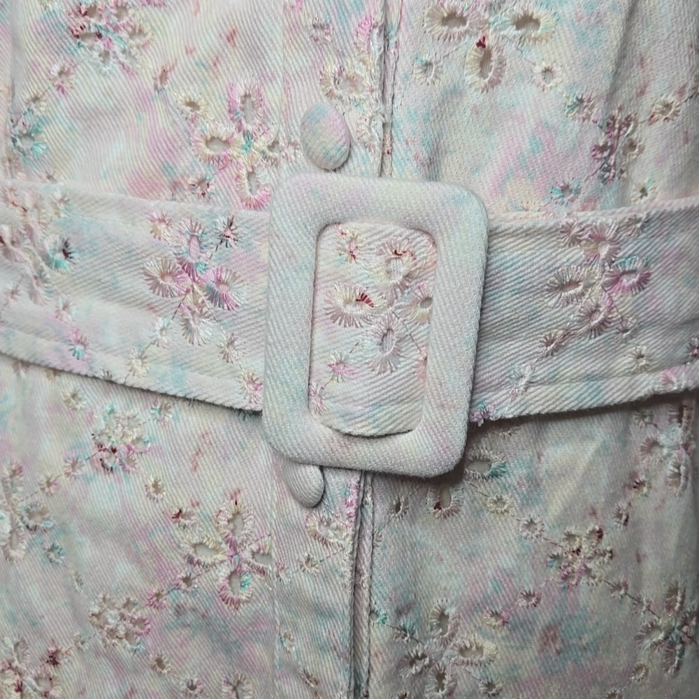 Solitaire 90's Inspired Denim Dress with Belt Size M Eyelet Detail & Fully Lined - Picture 5 of 10